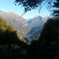 Lago di Vogorno (diga della Valle Verzasca)